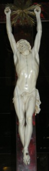 Palais Bénédictine, Christ en ivoire
