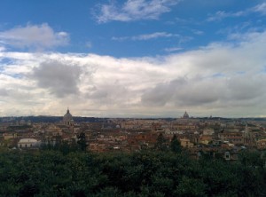 La vue sur Rome depuis les jardins de la Villa Médicis